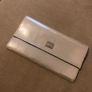 🌸 NWOT IT Brushes for ULTA Brush Envelope Pouch